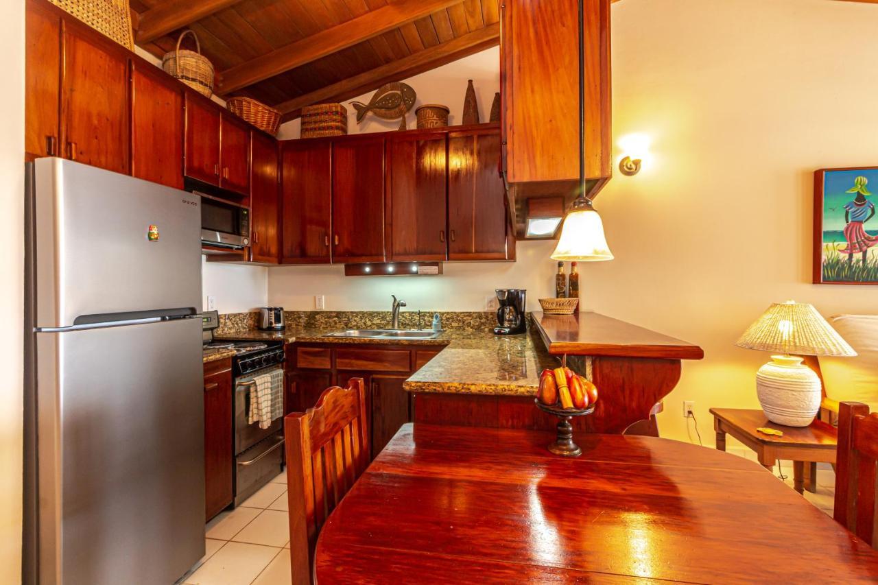 Coral Bay Villas San Pedro  Buitenkant foto