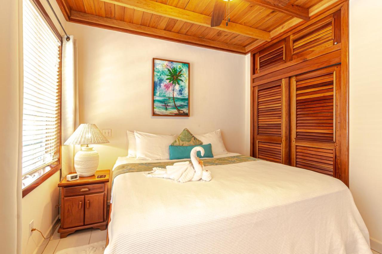 Coral Bay Villas San Pedro  Buitenkant foto