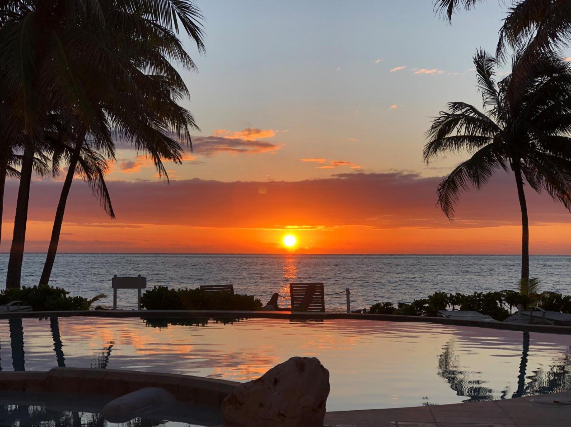 Coral Bay Villas San Pedro  Buitenkant foto